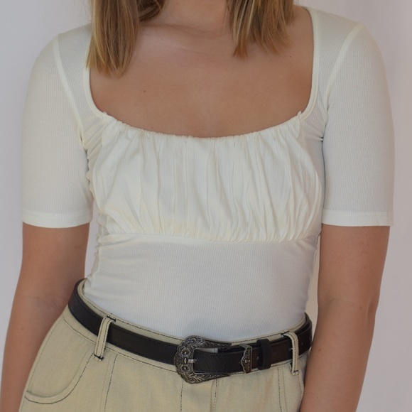 Toby Heart Ginger Ruched Tee - Picture 4 of 8